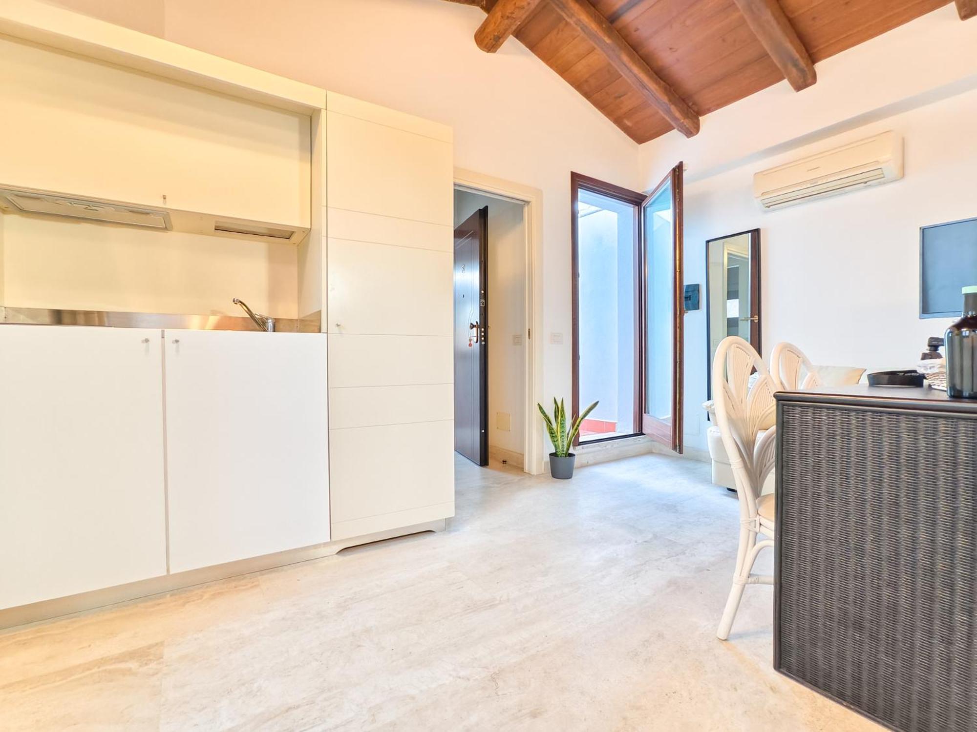 Oidu - Cagliari Suites Buitenkant foto