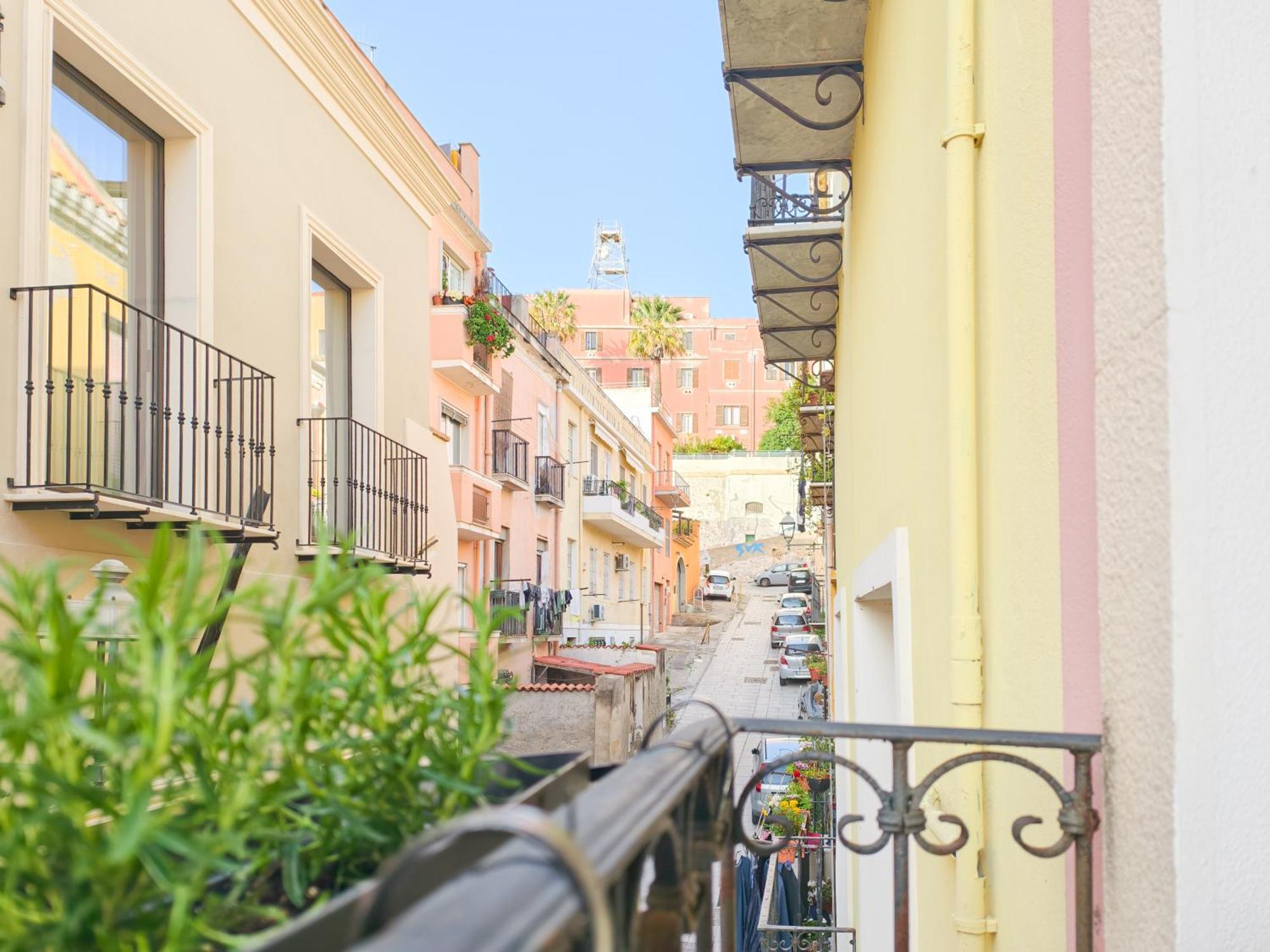 Oidu - Cagliari Suites Buitenkant foto