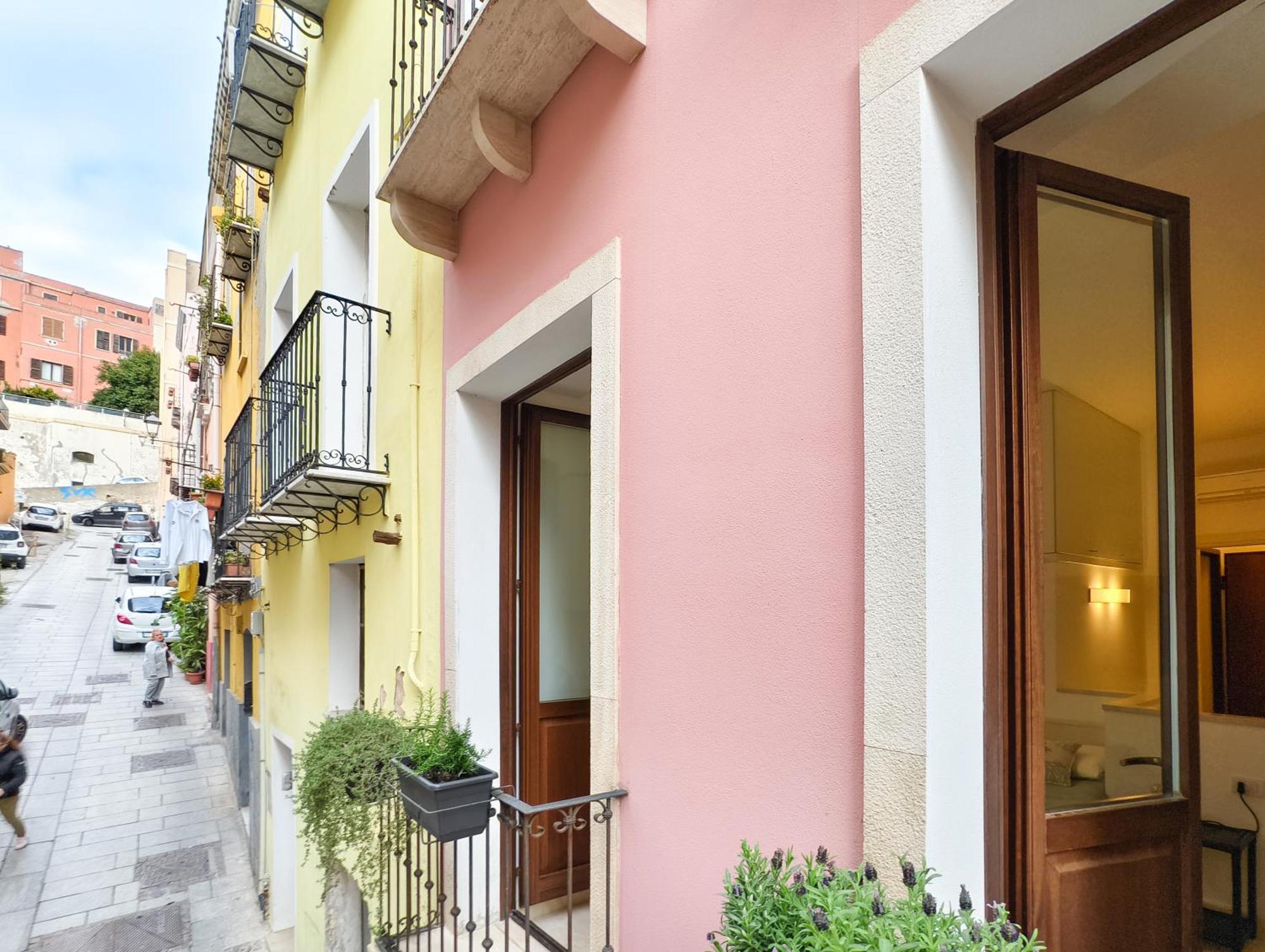Oidu - Cagliari Suites Buitenkant foto