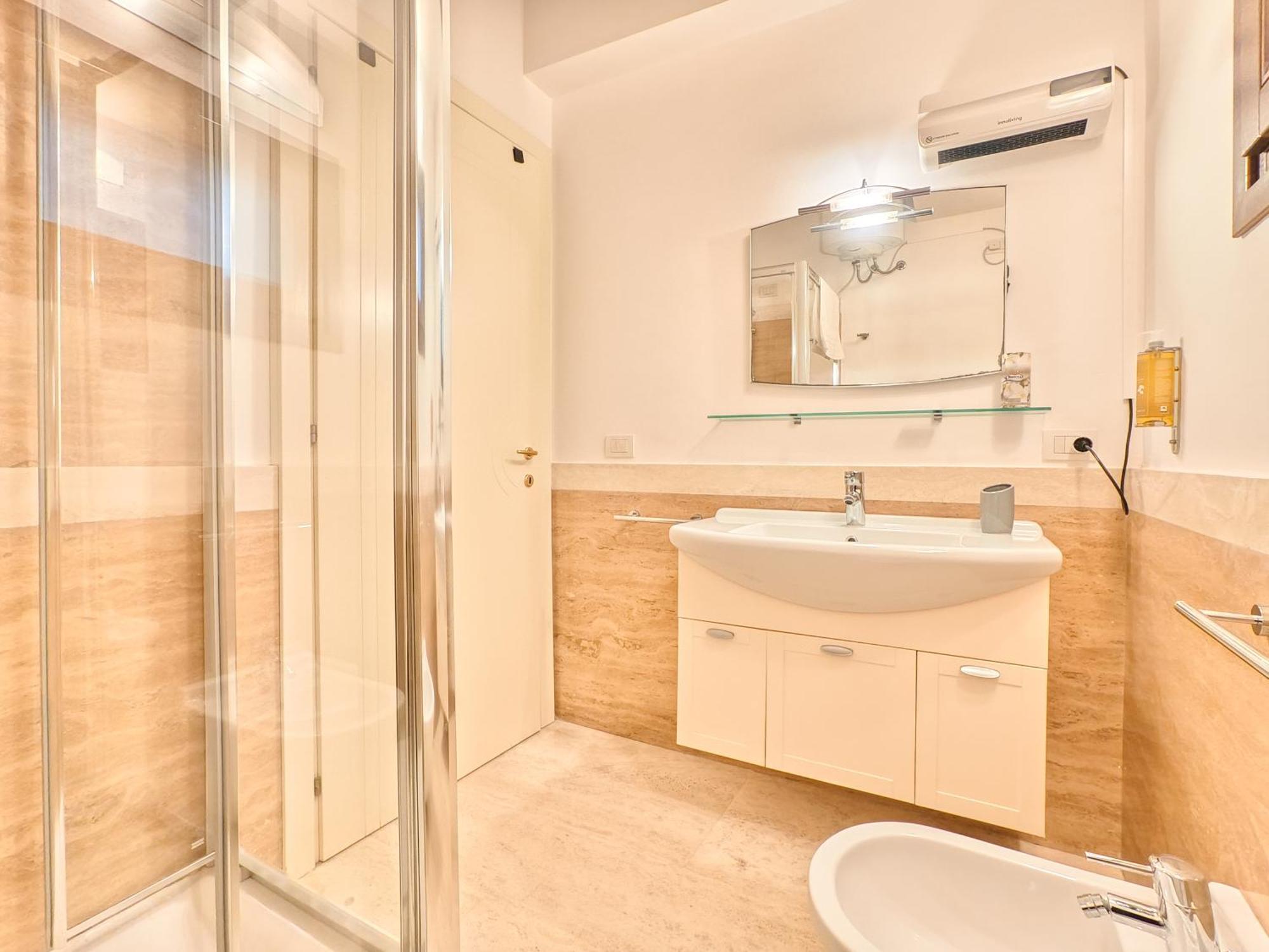 Oidu - Cagliari Suites Buitenkant foto