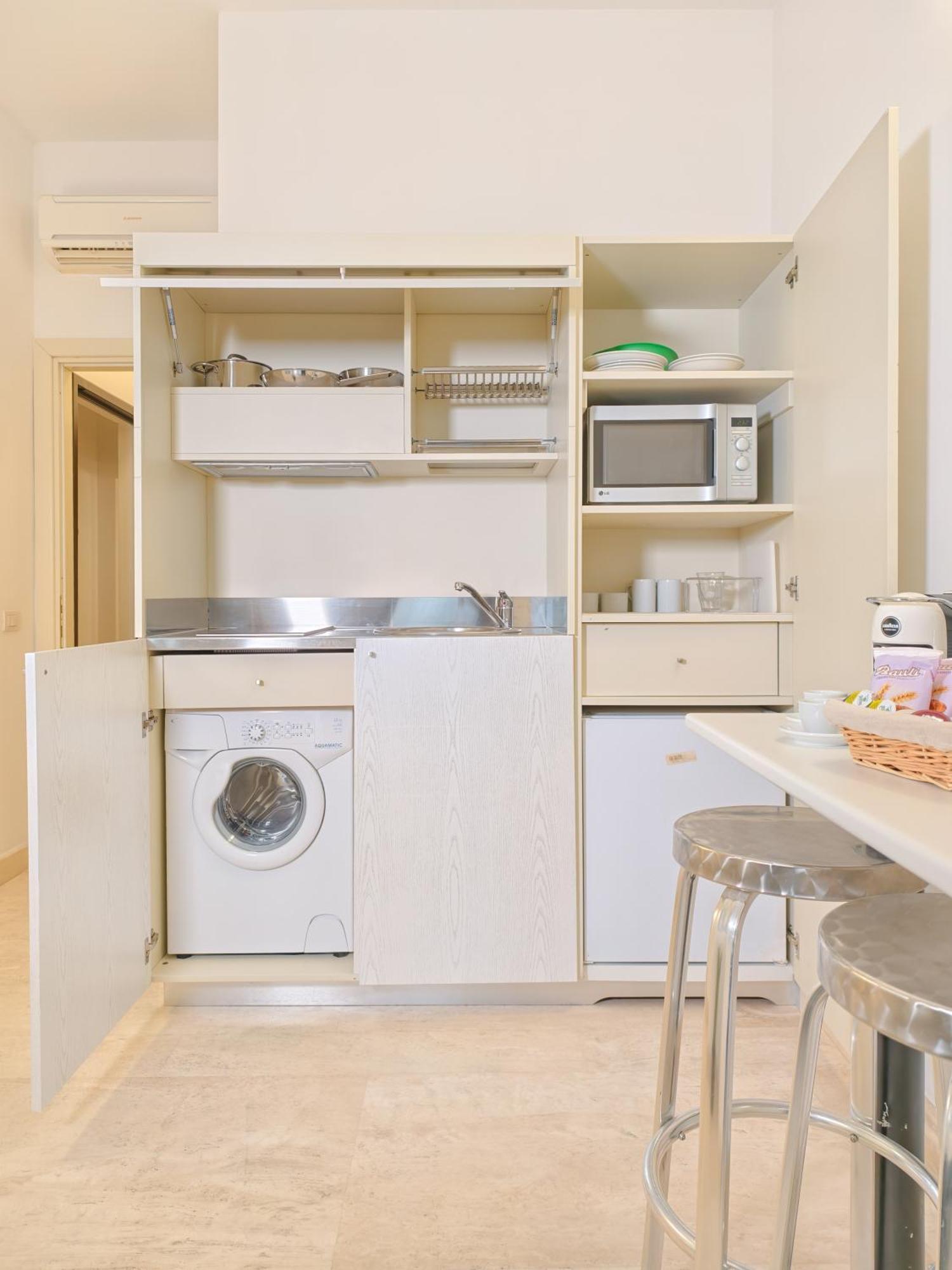 Oidu - Cagliari Suites Buitenkant foto
